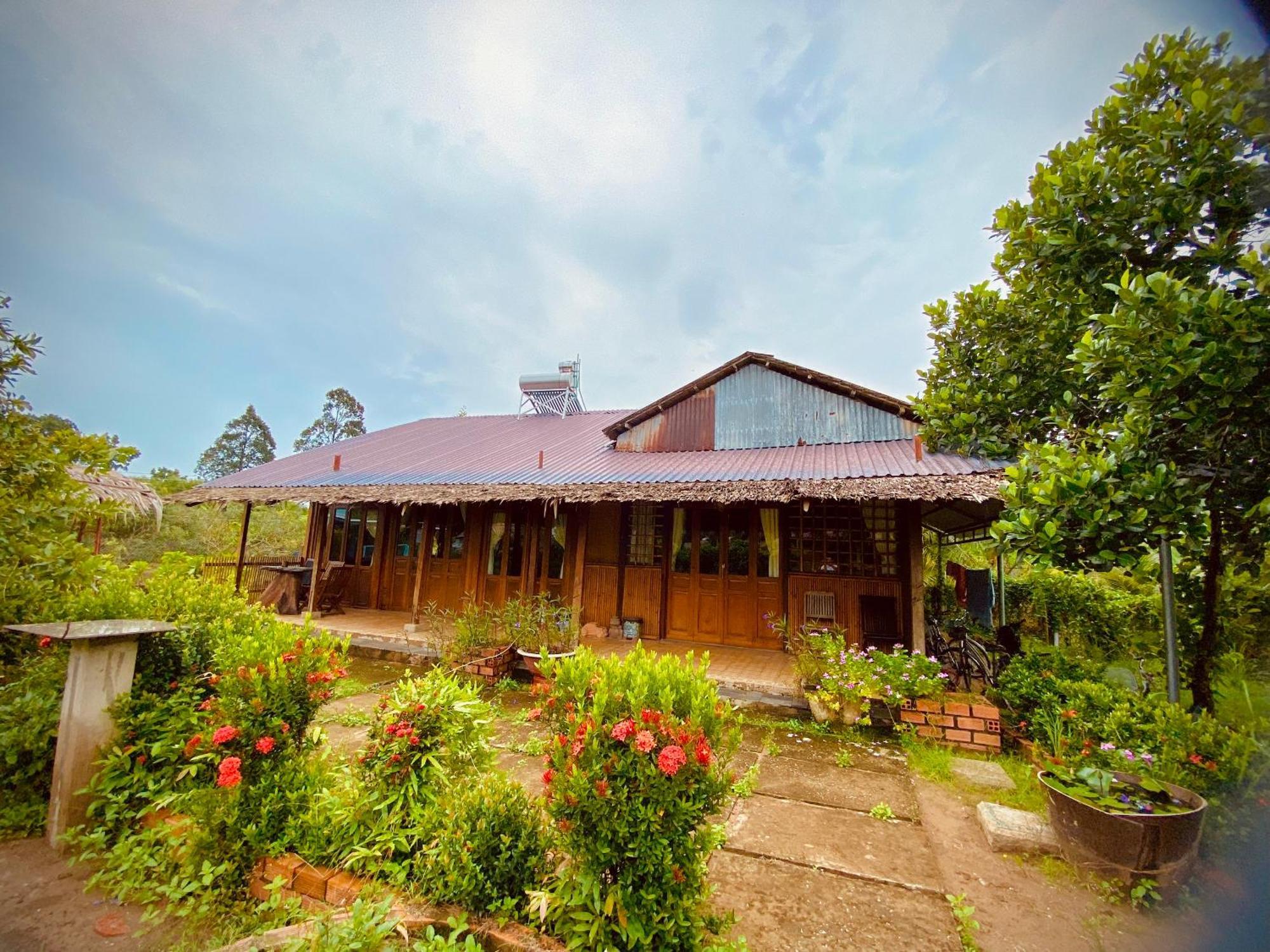 Mekong Riverside Homestay Vĩnh Long Zewnętrze zdjęcie